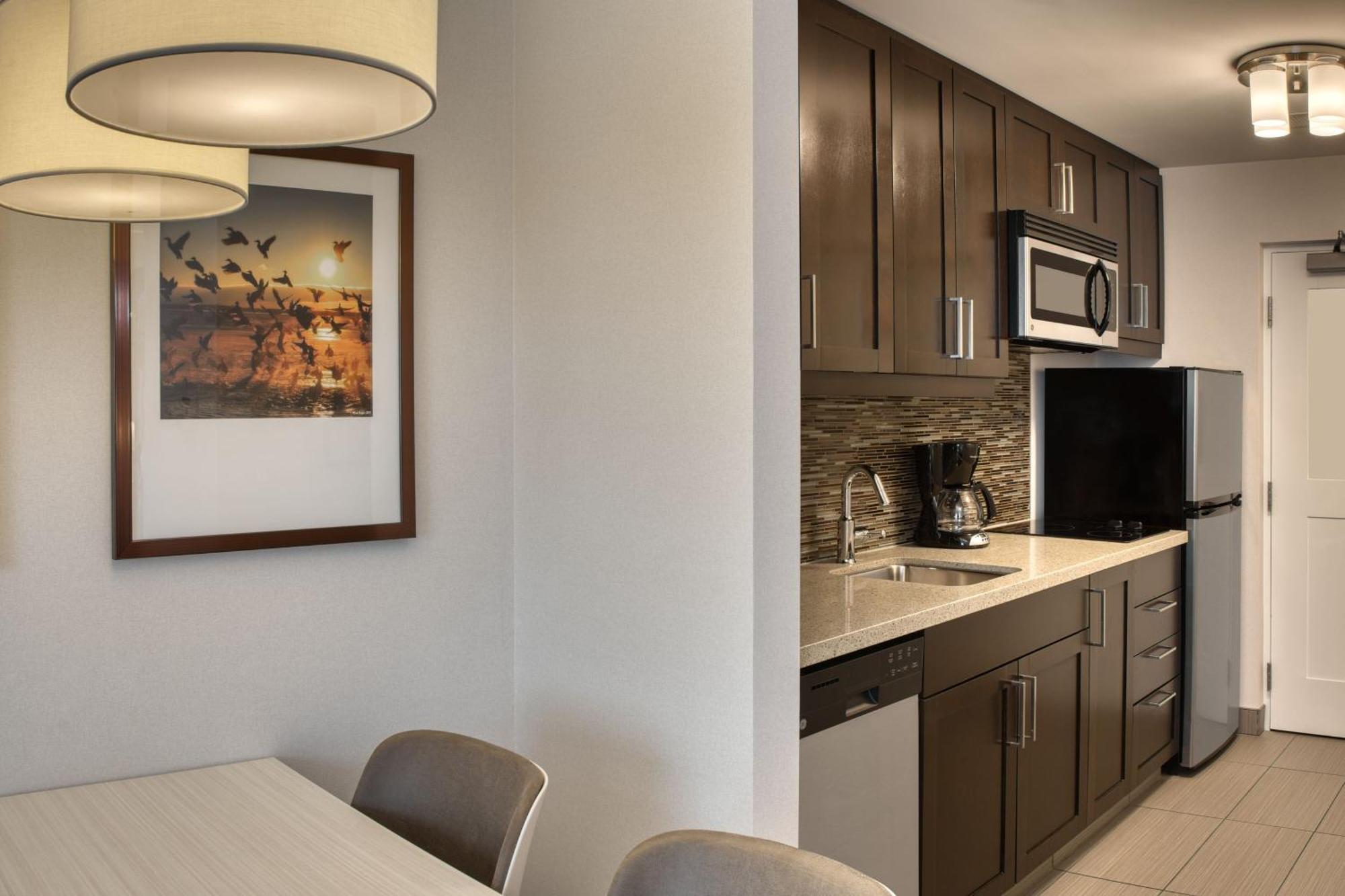 Towneplace Suites By Marriott Belleville Bagian luar foto