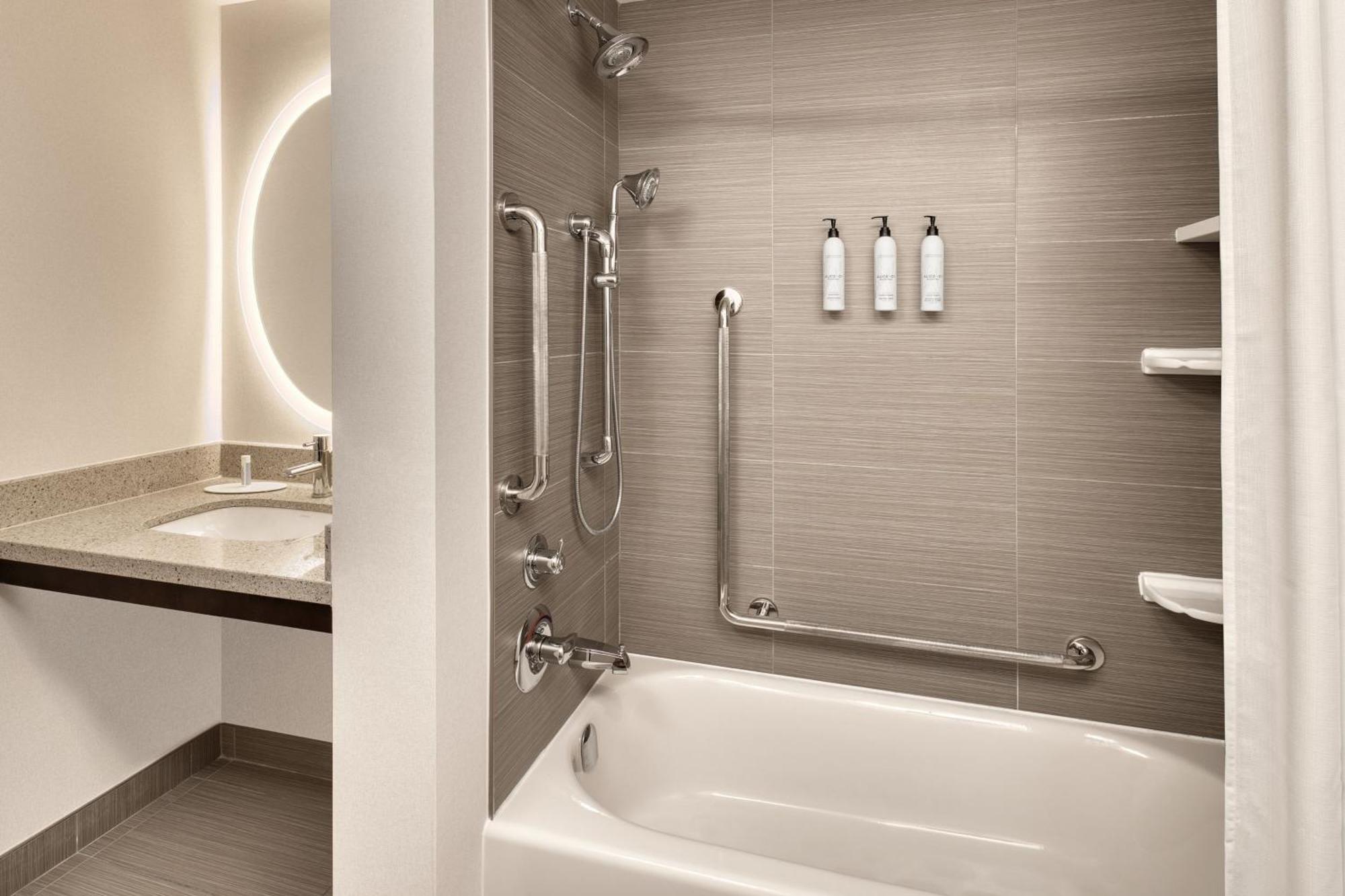 Towneplace Suites By Marriott Belleville Bagian luar foto