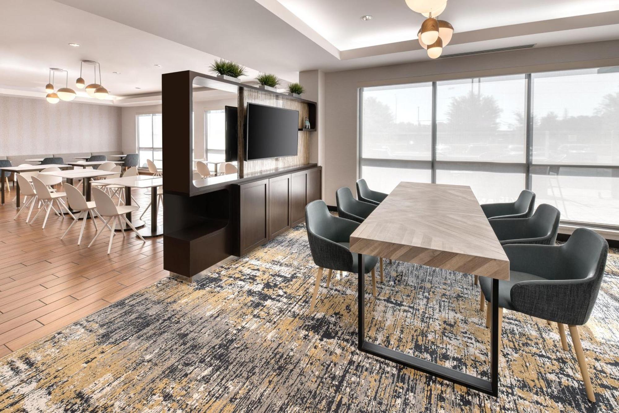 Towneplace Suites By Marriott Belleville Bagian luar foto