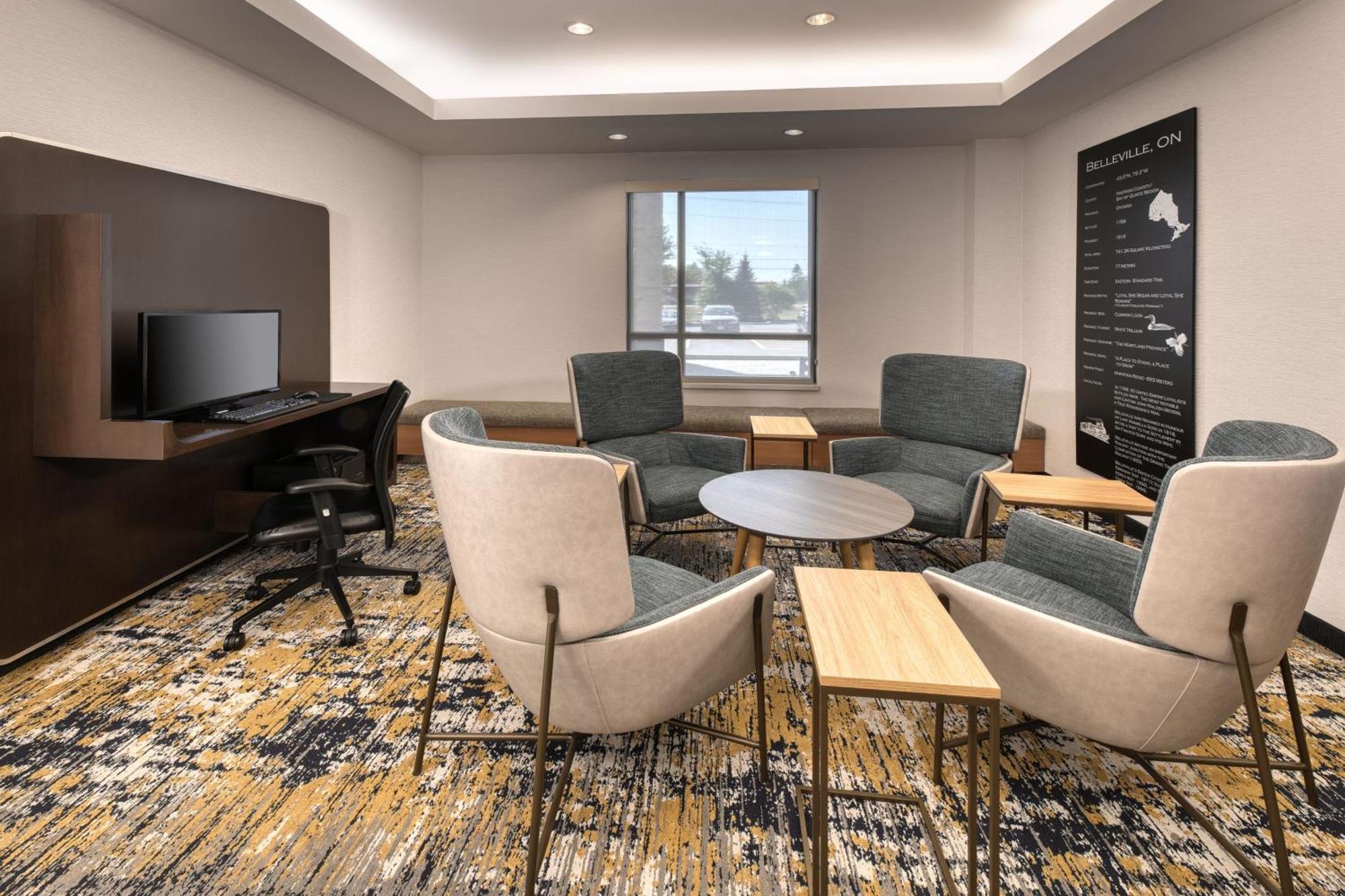 Towneplace Suites By Marriott Belleville Bagian luar foto
