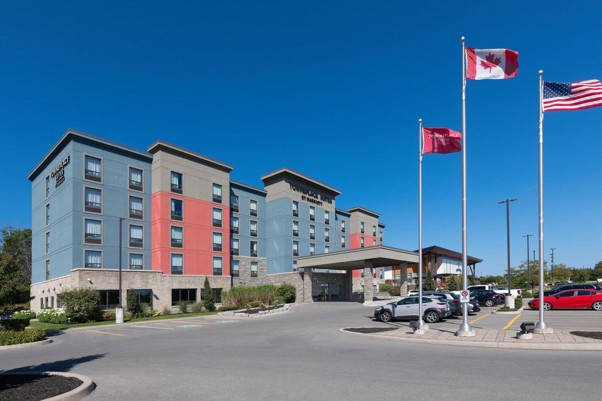 Towneplace Suites By Marriott Belleville Bagian luar foto