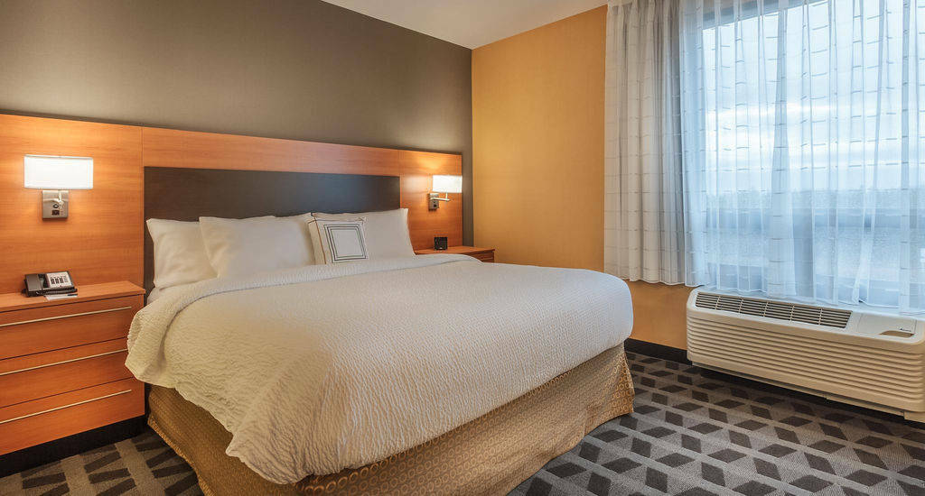 Towneplace Suites By Marriott Belleville Bagian luar foto